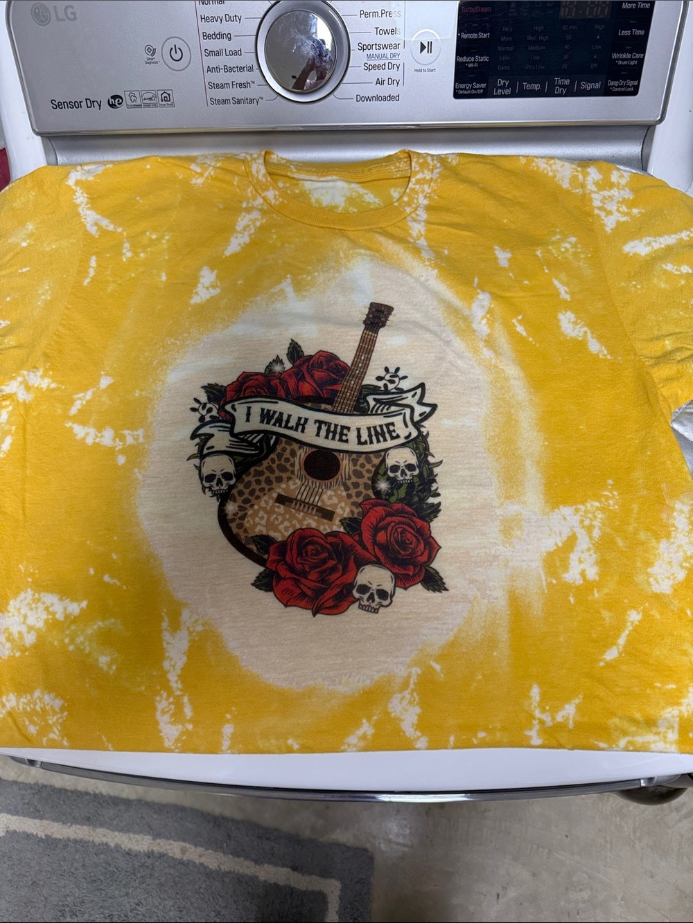 Source Unknown Yellow Tie-Dye Tee with Guitar, Red Roses & Skulls